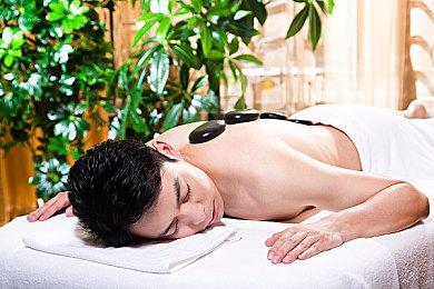 《无主之地》真人电影曝终极版预告片